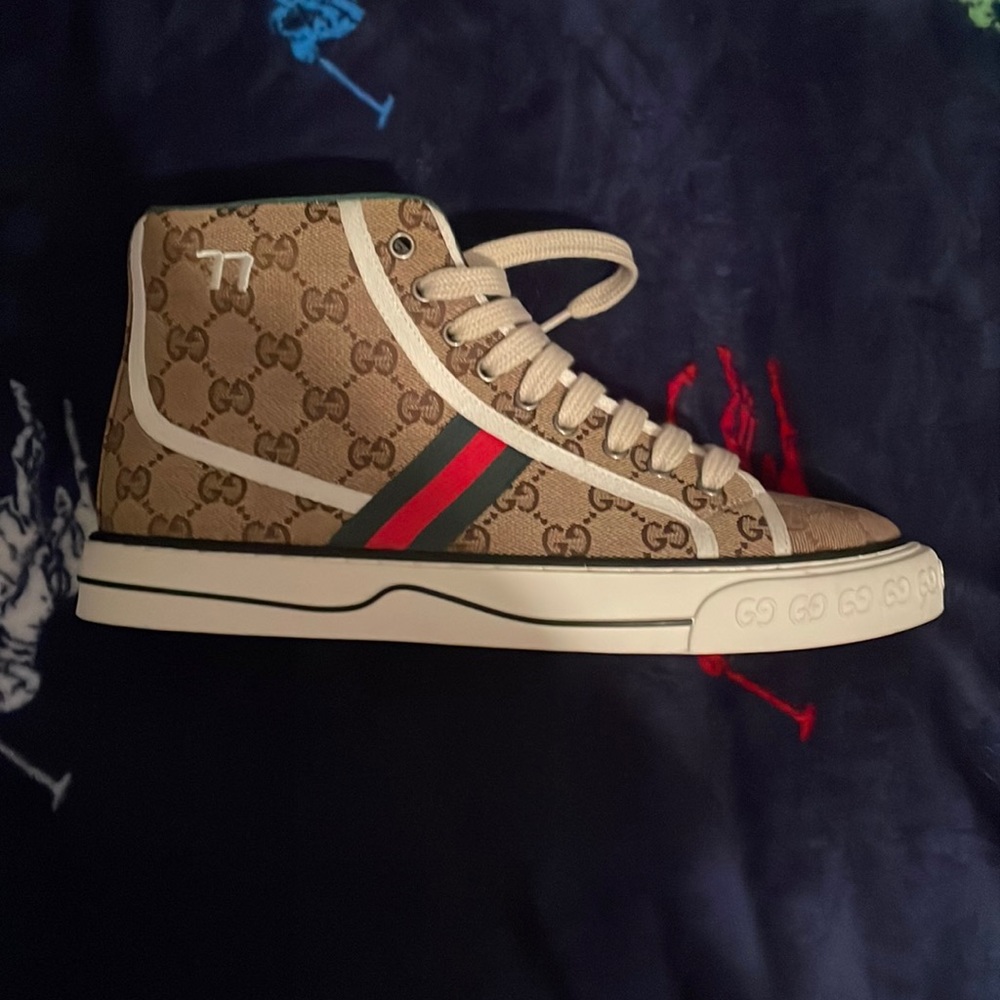 Gucci sneakers